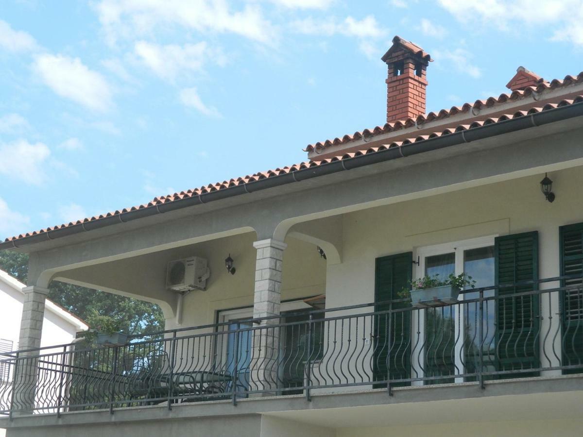 Chiara Apartment Kirmenjak Extérieur photo