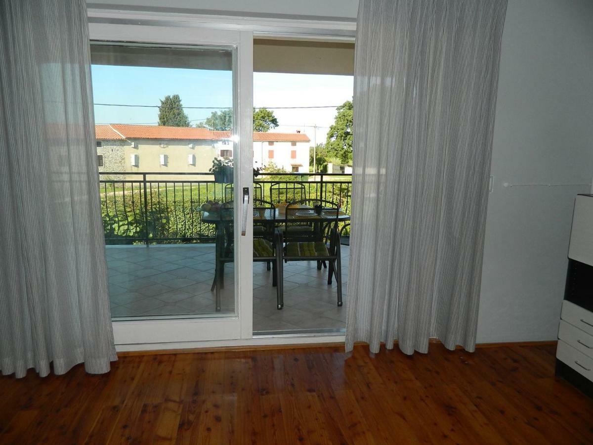 Chiara Apartment Kirmenjak Extérieur photo